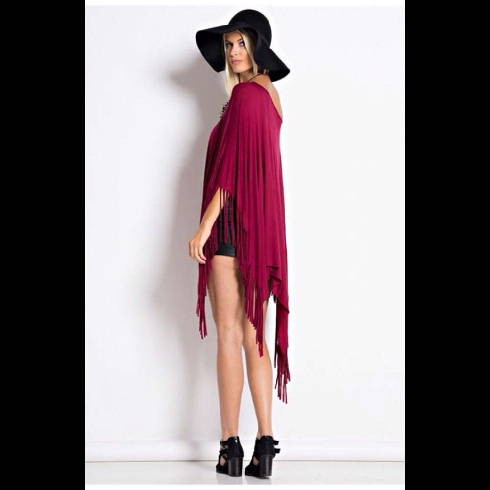 Poncho - Picture 2 of 5